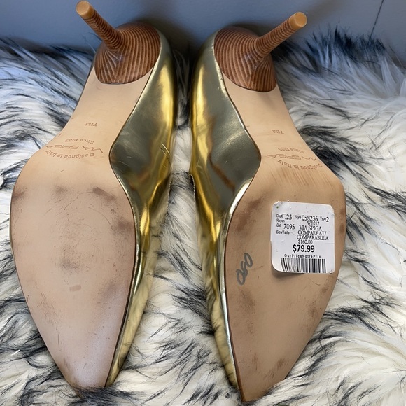 Via Spiga Gold Pump Strap Leather Pointed Heels - Picture 3 of 6